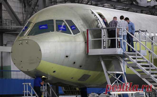 Мантуров сообщил о сертификации для МС-21 российских двигателя и крыла. Для российского стреднемагистрального самолета МС-21 разработали российский двигатель и российское крыло.