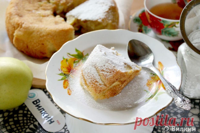 Шарлотка на майонезе с яблоками - рецепт с фото пошагово Яблочная шарлотка – быстрый пирог на все времена. Сегодня предлагаю еще одну разновидность – с майонезом. Тесто при выпечке становится пористым и легким, но оно...