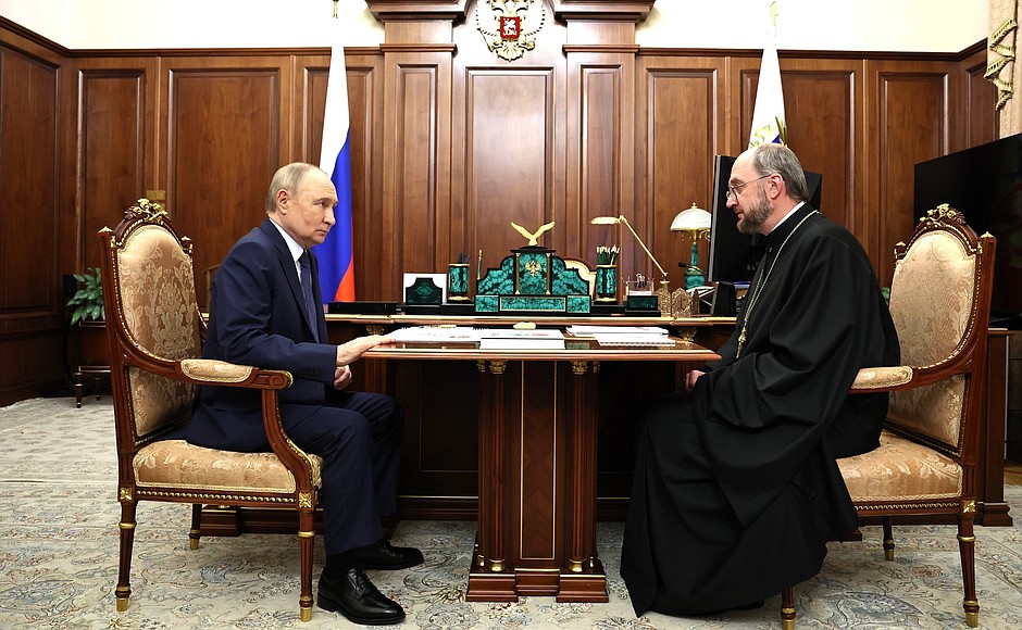 Владимир Путин и Александр Ткаченко